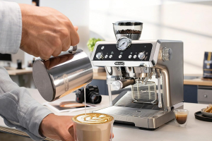 how to use the delonghi coffee machine